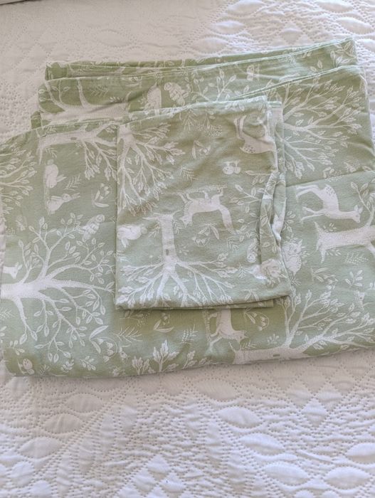 Capas Edredon com fronha - Berço bebé - 125x110cm -6eur/unidade