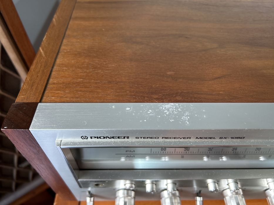 Receiver Pioneer SX-1050 ( revisto na Ajasom)