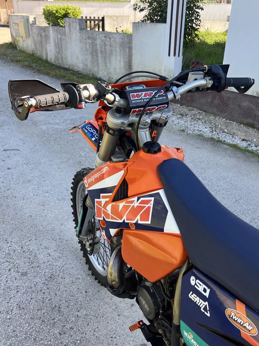 KTM 200 EXC matriculada