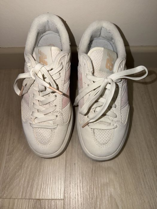 Кросівки жіночі New balance ст 302