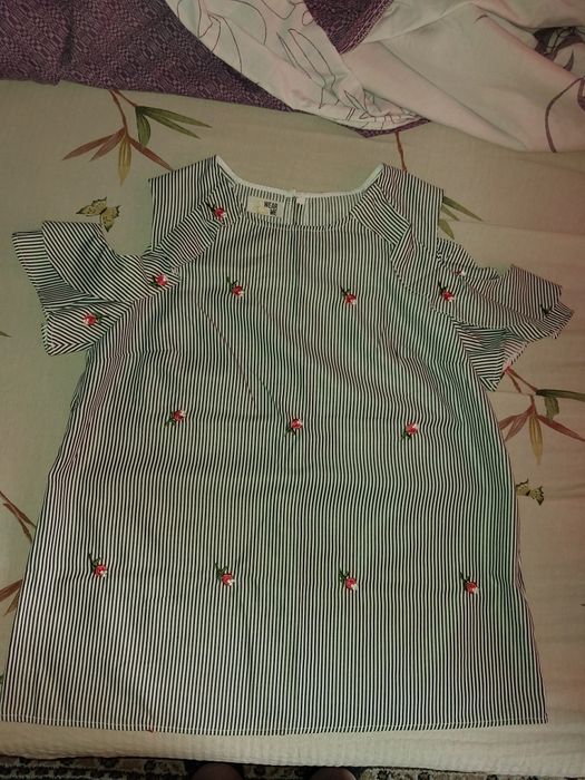 Жіноча блуза з відкритими плечима, НОВА