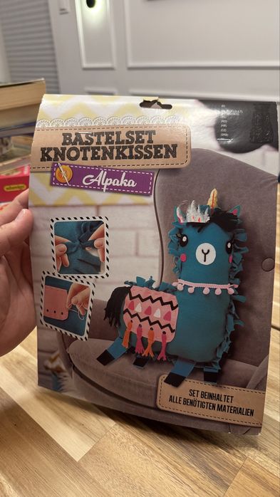 zestaw do robienia poduszek z supełkami