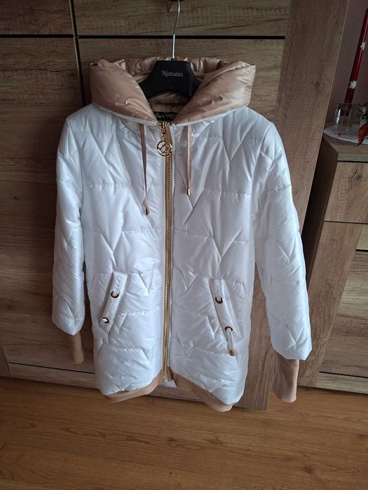 Sprzedam kurtkę nową.