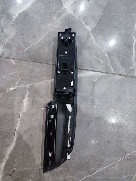 Przełącznik szyb i lusterek panel Ford Kuga II