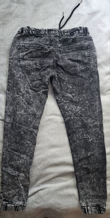 Spodnie jeansowe cropp xs dekatyzowane