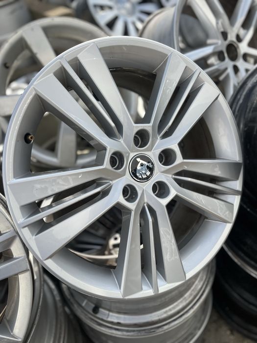 Jantes 18 Originais Skoda; e para Audi, seat em 5x112