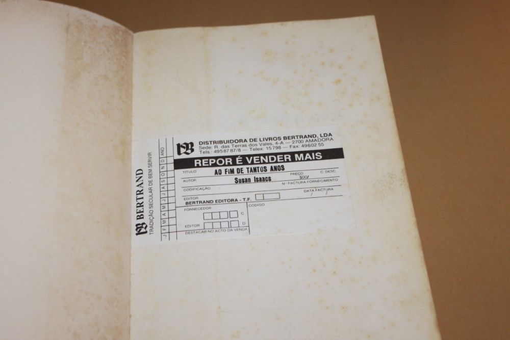 Ao Fim de Tantos Anos// Susan Isaacs