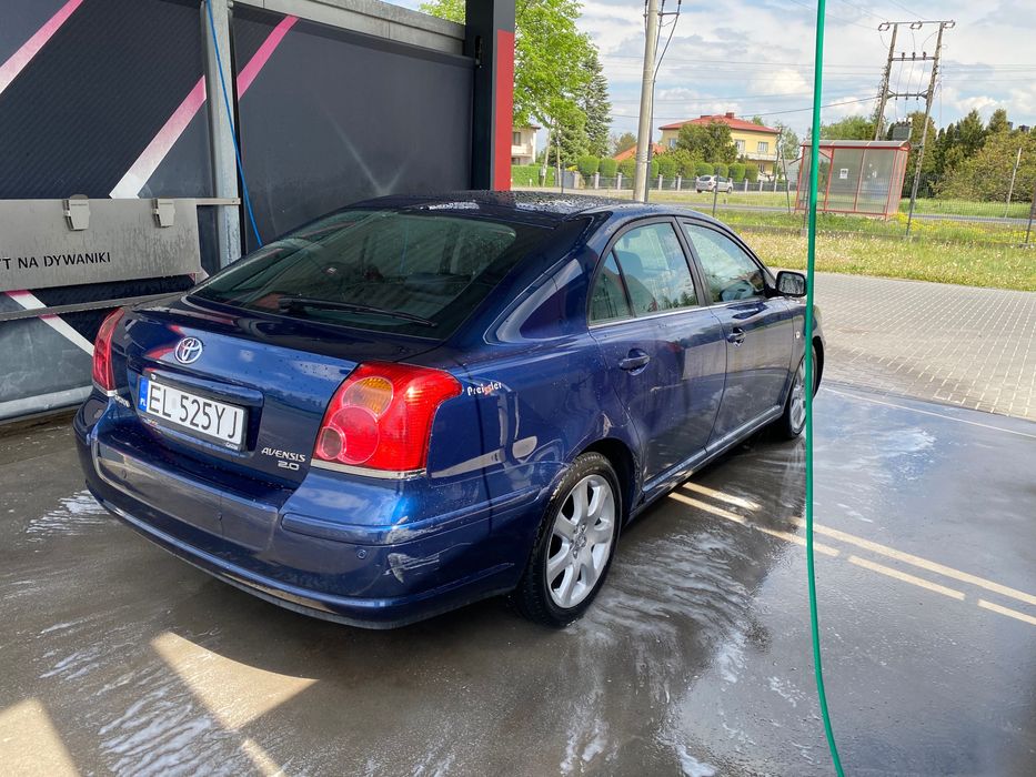 Toyota avensis 2.0 LPG