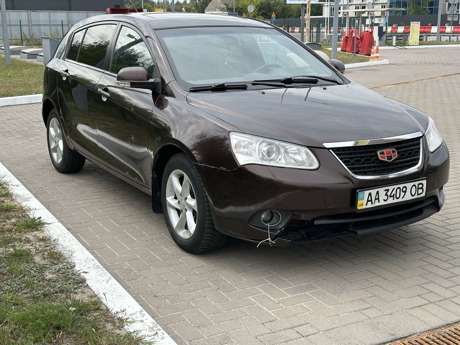 Geely Emgrand EC7 RV
