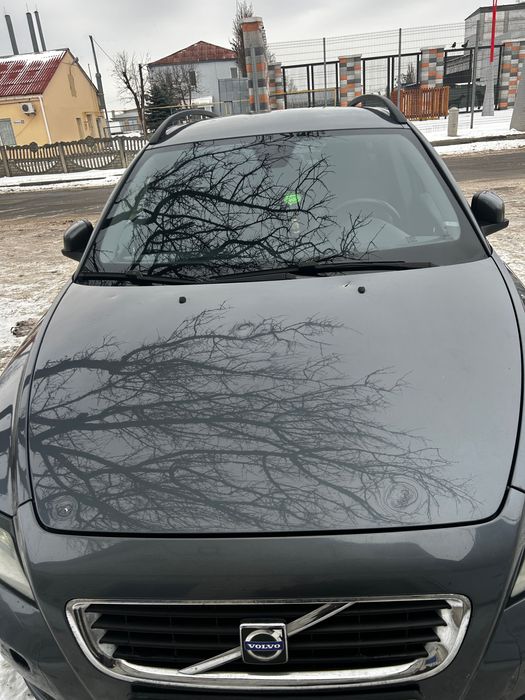 Авто Volvo V50 2009 рік