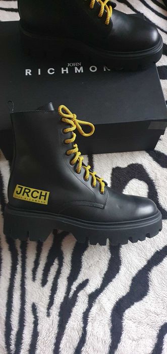Męskie czarne skórzane glany z kolorowymi sznurówkami - Richmond