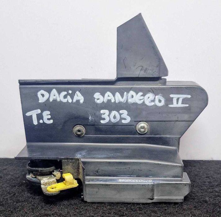 Fechadura / Fecho Porta Trás Esquerdo 825033585RF - DACIA SANDERO II