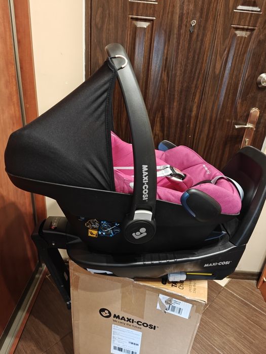 Fotelik Maxi Cosi 0-13kg, Pebble Plus,baza Family Fix3,samolot, podróż