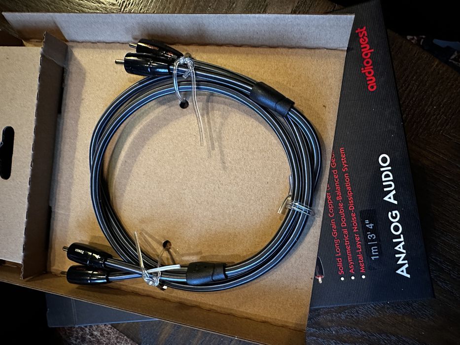 Кабели AudioQuest HDMI и аналоговые