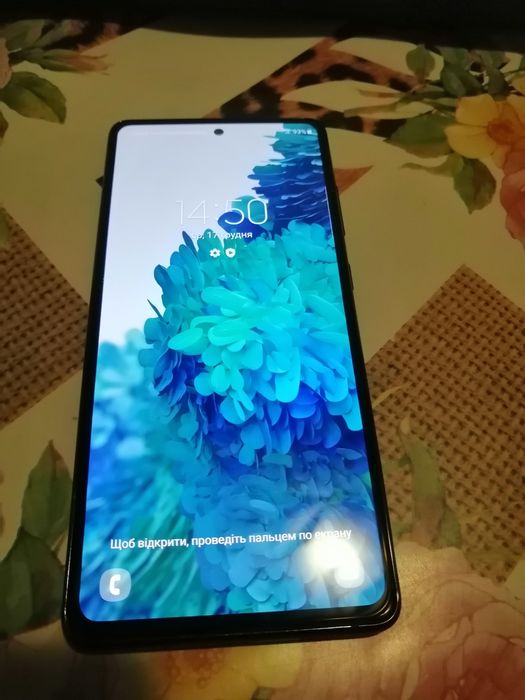 Samsung Galaxy S 20 FE (флагман)