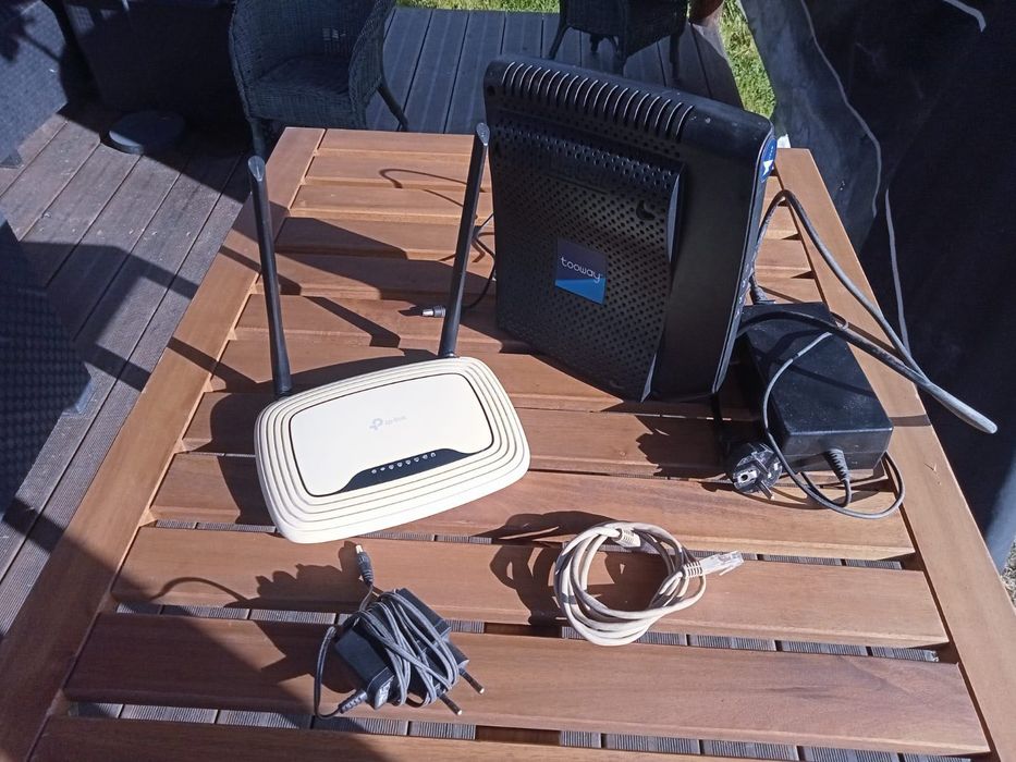 Conjunto de equipamento de internet satélite Tooway