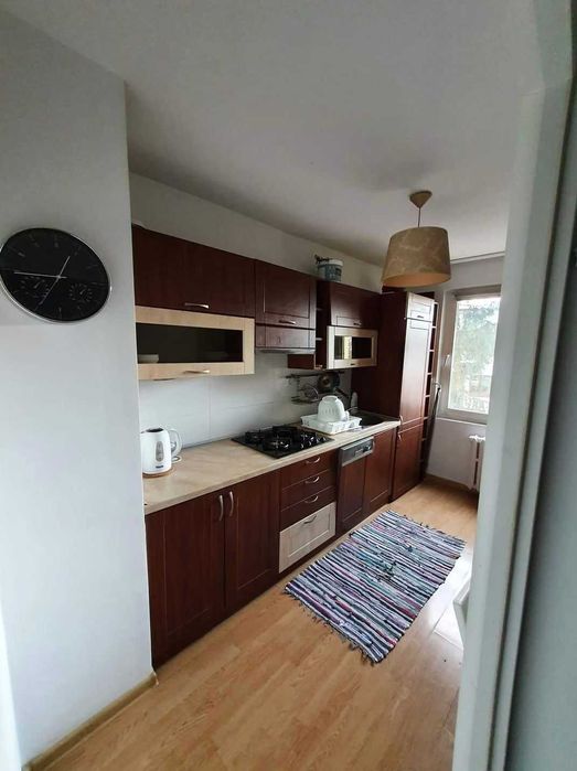 POKÓJ WYNAJMĘ / room for rent, 10m2 w 3 osobowym mieszkaniu, 2x WC, na 1 lub 2 miesiące (lipiec-sierpień)