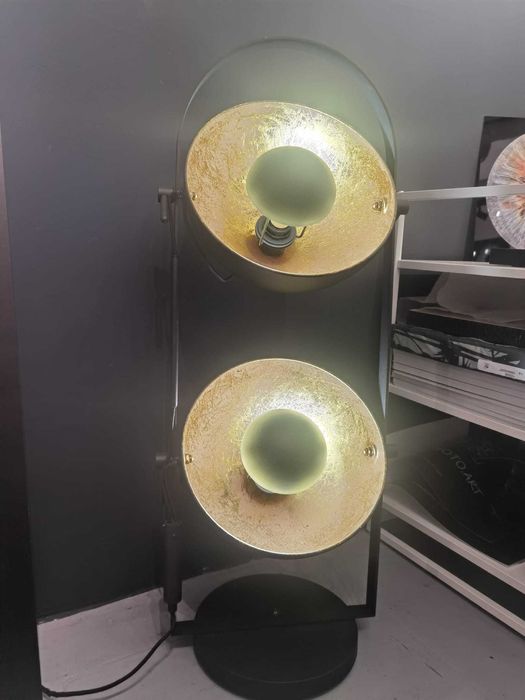 Candeeiro Moderno Preto e Dourado