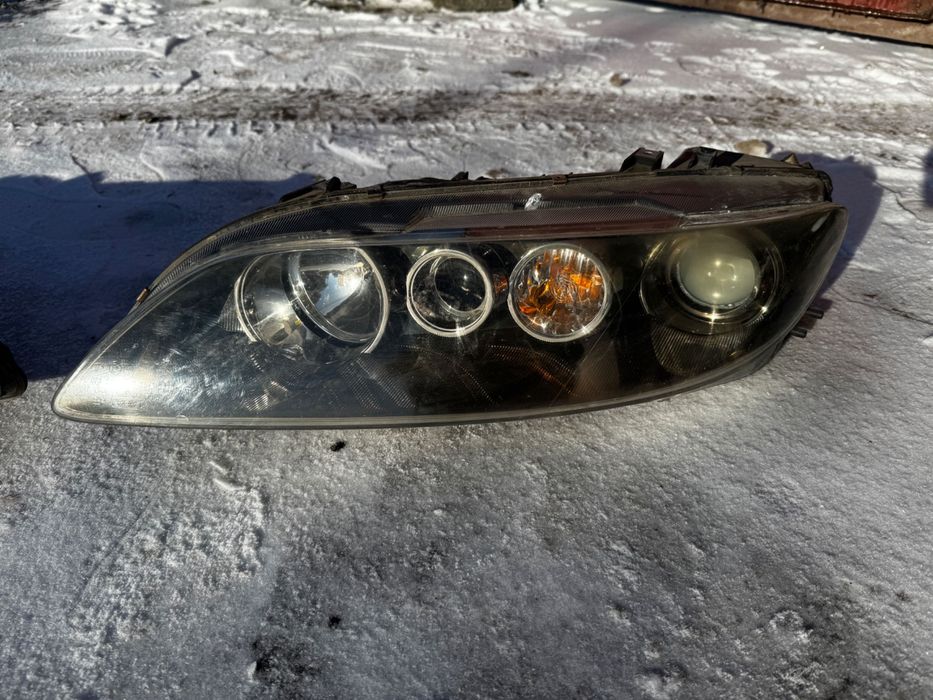 Фари на Mazda 6 GG 2007 року