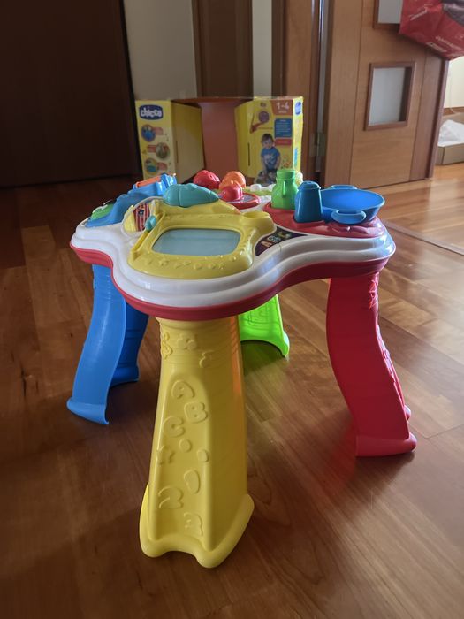 Mesa de Atividades Chicco