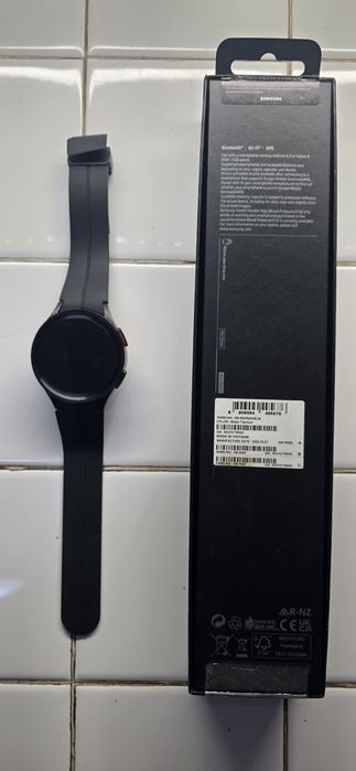 Galaxy watch 5 pro Negro Titanium, praticamente como NOVO! Com caixa e todos os acessórios impecáveis.