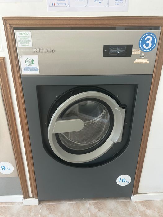 Equipamento lavandaria Self Service Miele