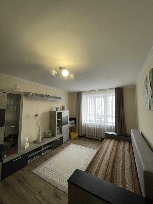 Продаж 2-кімнатної квартири по вул. Вовчинецька , 202