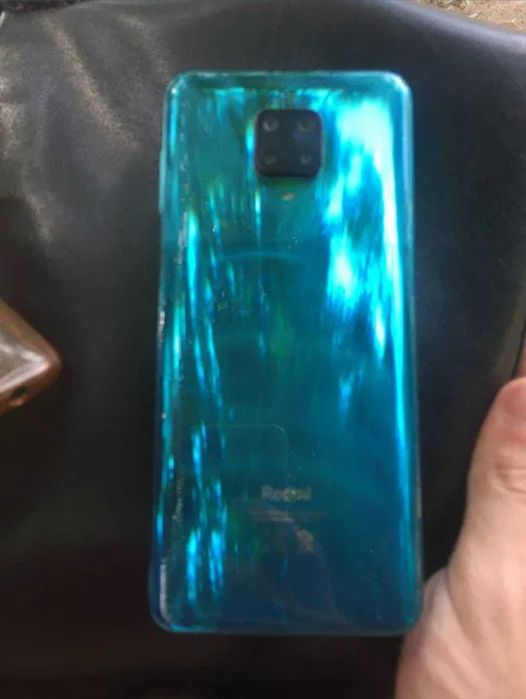 Продам обменяю телефон