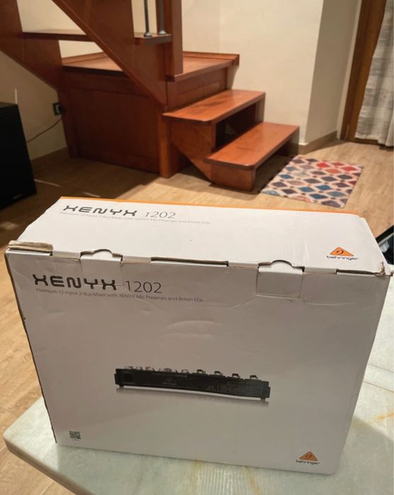 Behringer xenyx 1202 mesa mistura