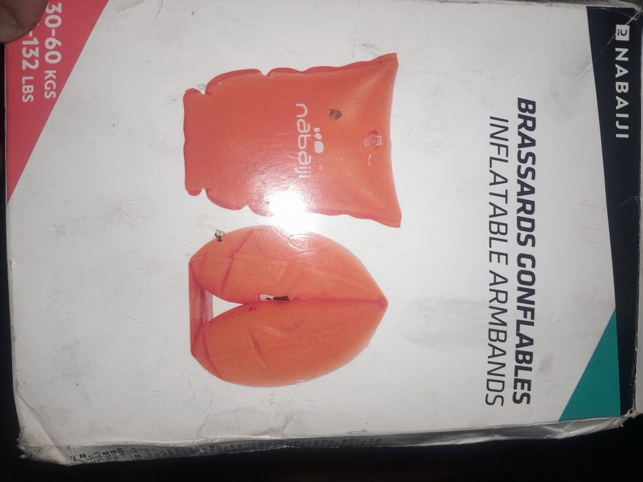 Bracadeiras natacao de insuflaveis crianca 3€