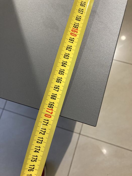 Комод на ніжках з принтом