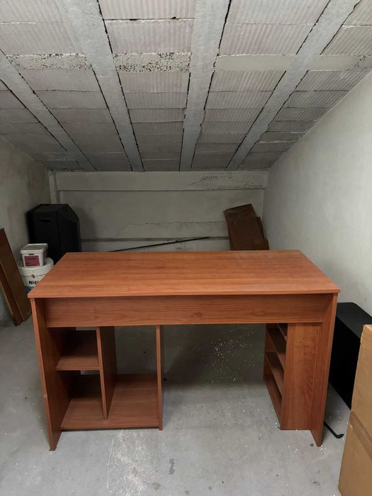 Vendo secretária