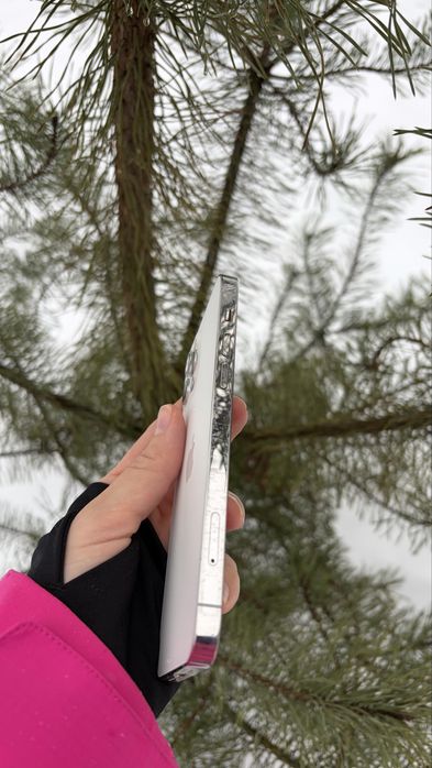 iPhone 12 Pro, Білий