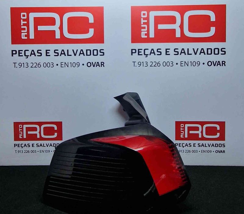 Farolim Esquerdo 9811028080 - PEUGEOT 5008 II