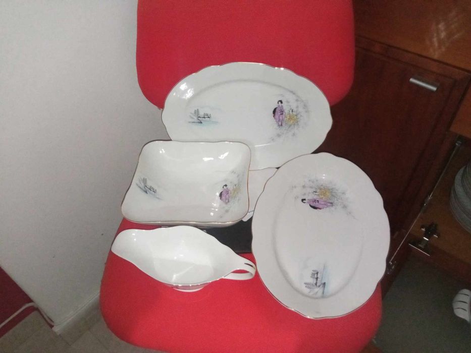 Conjunto de porcelana