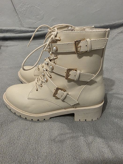 Botki, buty za kostkę