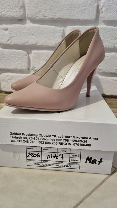 Szpilki pudrowy róż rozm37