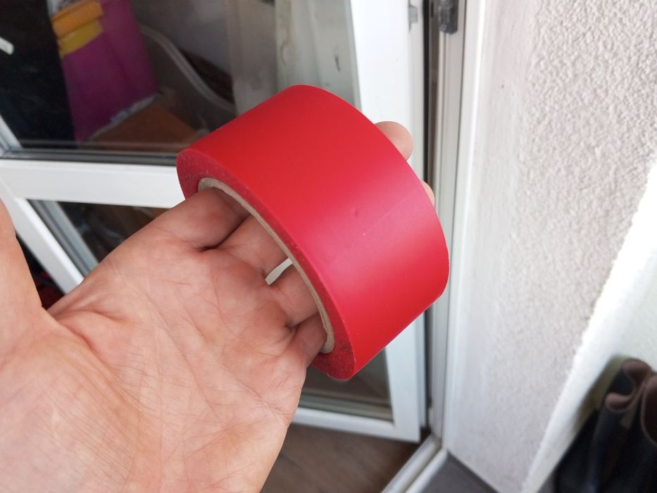 Taśma ostrzegawcza czerwona 50 mm x 33 m kauczuk