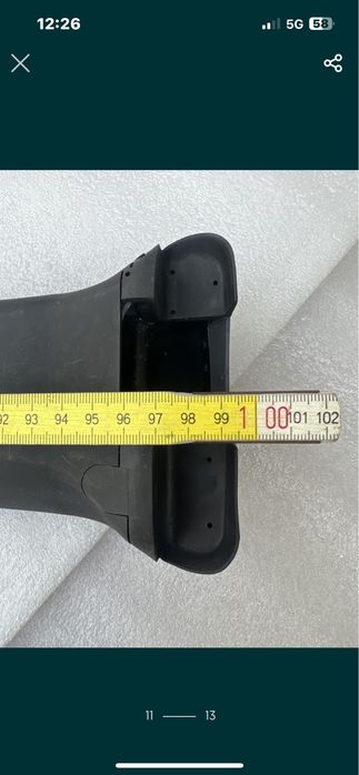 Thule WingBar Edge 958x na relingi Audi A4 B8