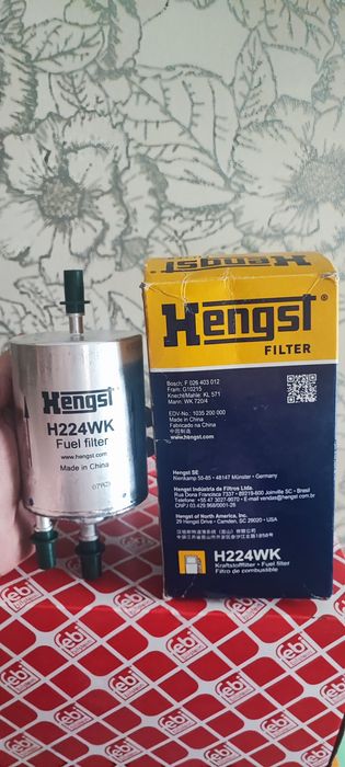 Паливний фільтр на Audi A6C6 3.2 бензин Hengst H224WK