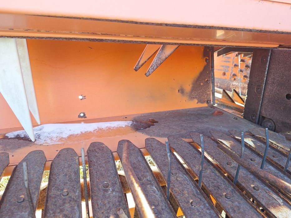 пресс подборщик/тюкопрес/
прес-підбирач Рівєра wartsila