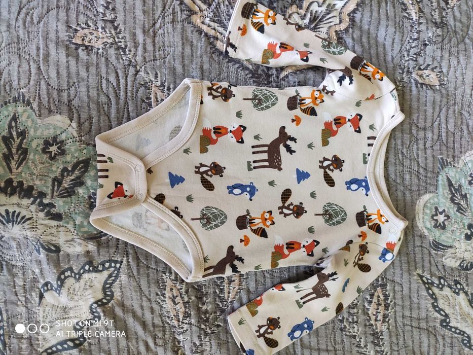 Бодіки 62-68, чоловічки 80-86, теплі гольфики