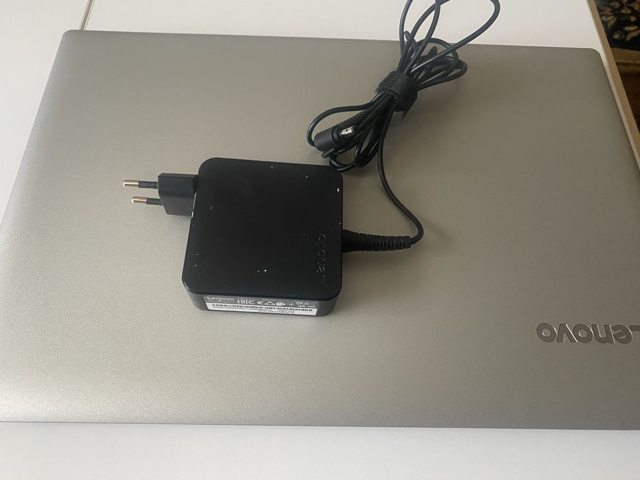 Ноутбук Lenovo Ideapad 330