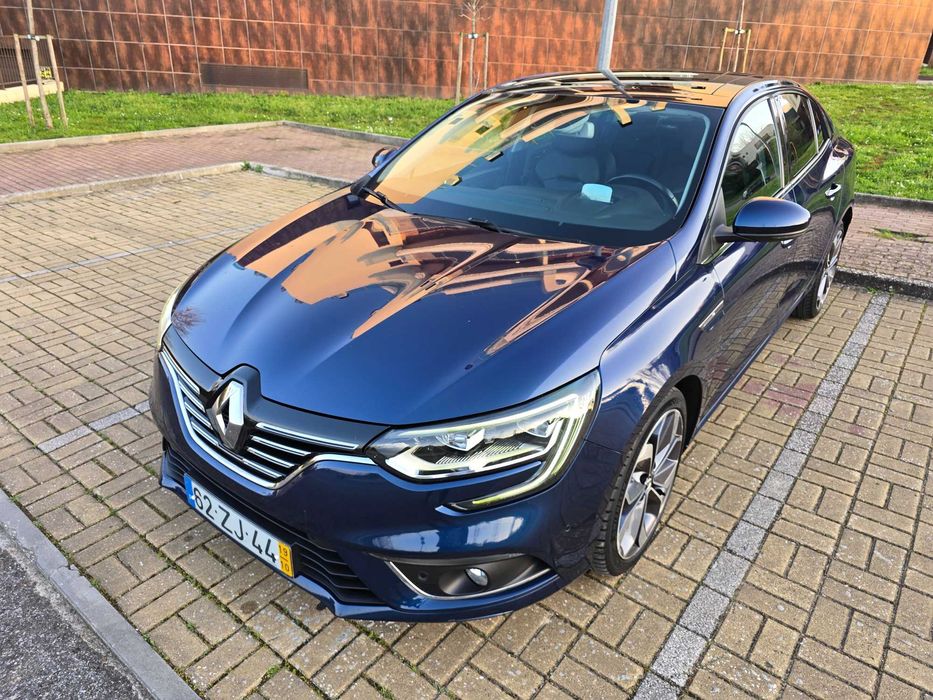 Megane Grand Coupe 5p 1.3 TCE Limited 140cv - automático c/ 99mil km