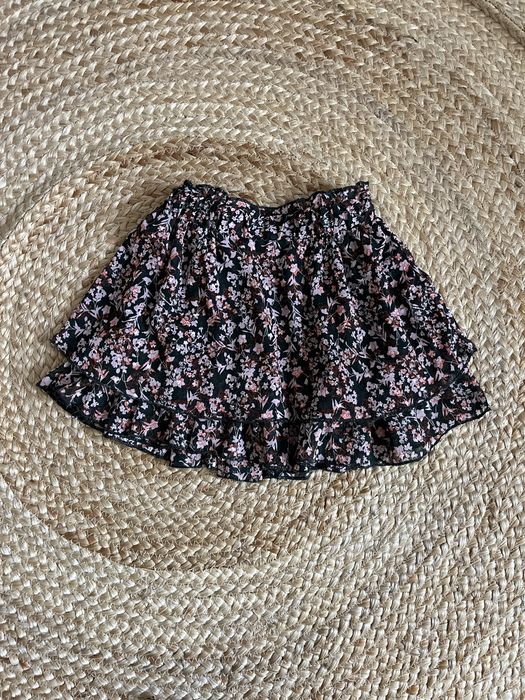 Spódniczka krótka z falbanką