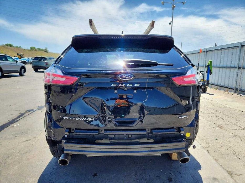 2022 Ford  Edge  TITANIUM