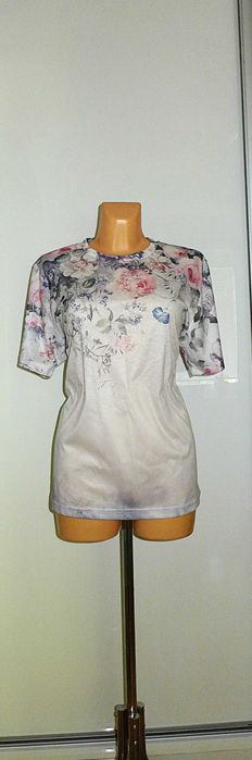 Bluzeczka w kwiaty 44