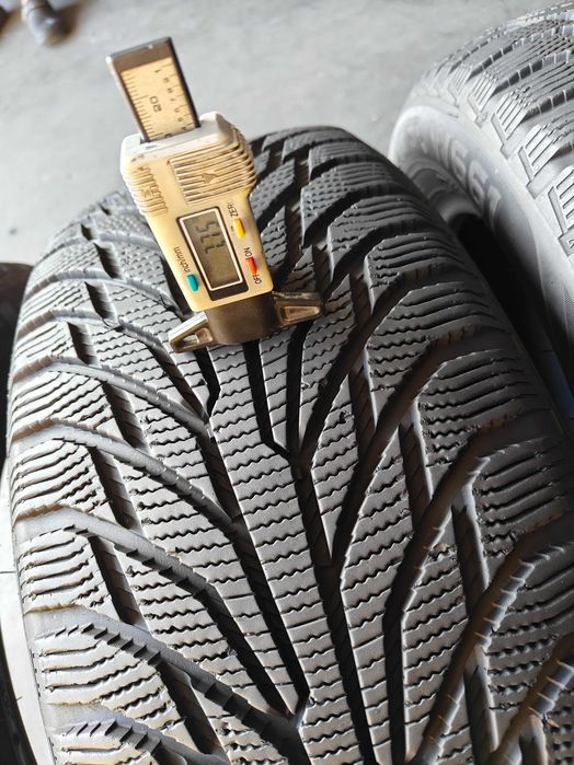R17 225 55 шини зимові Petlas Glacier W661 чудовий стан