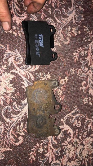 Колодки тормозные задние Фольксваген Туарег, TRW GDB 1722.