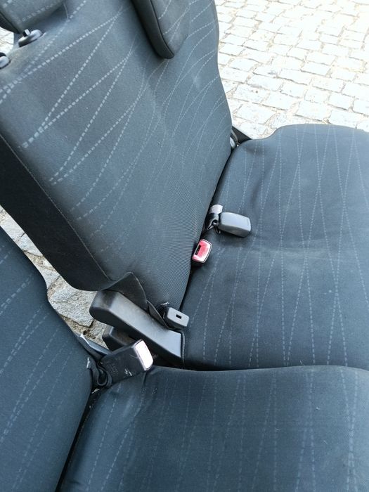 Estofos de Toyota Yaris de trás